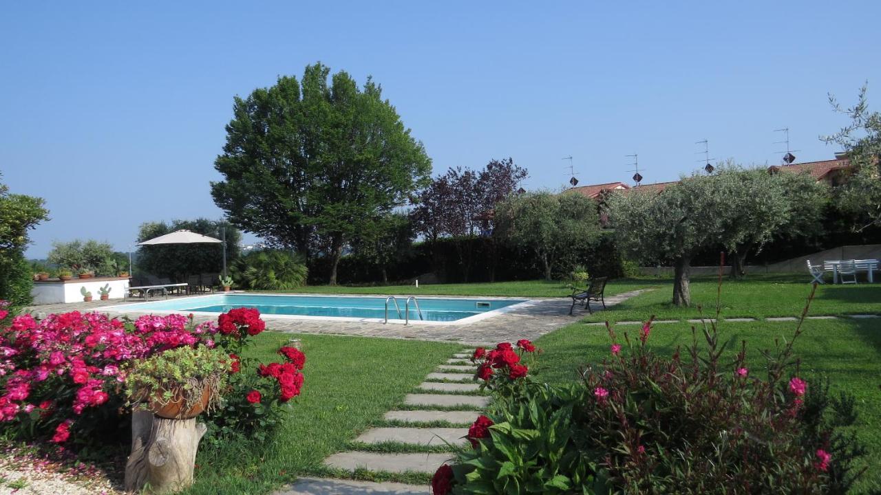 Il Gelso Di Barcuzzi Bed & Breakfast Lonato Exterior photo