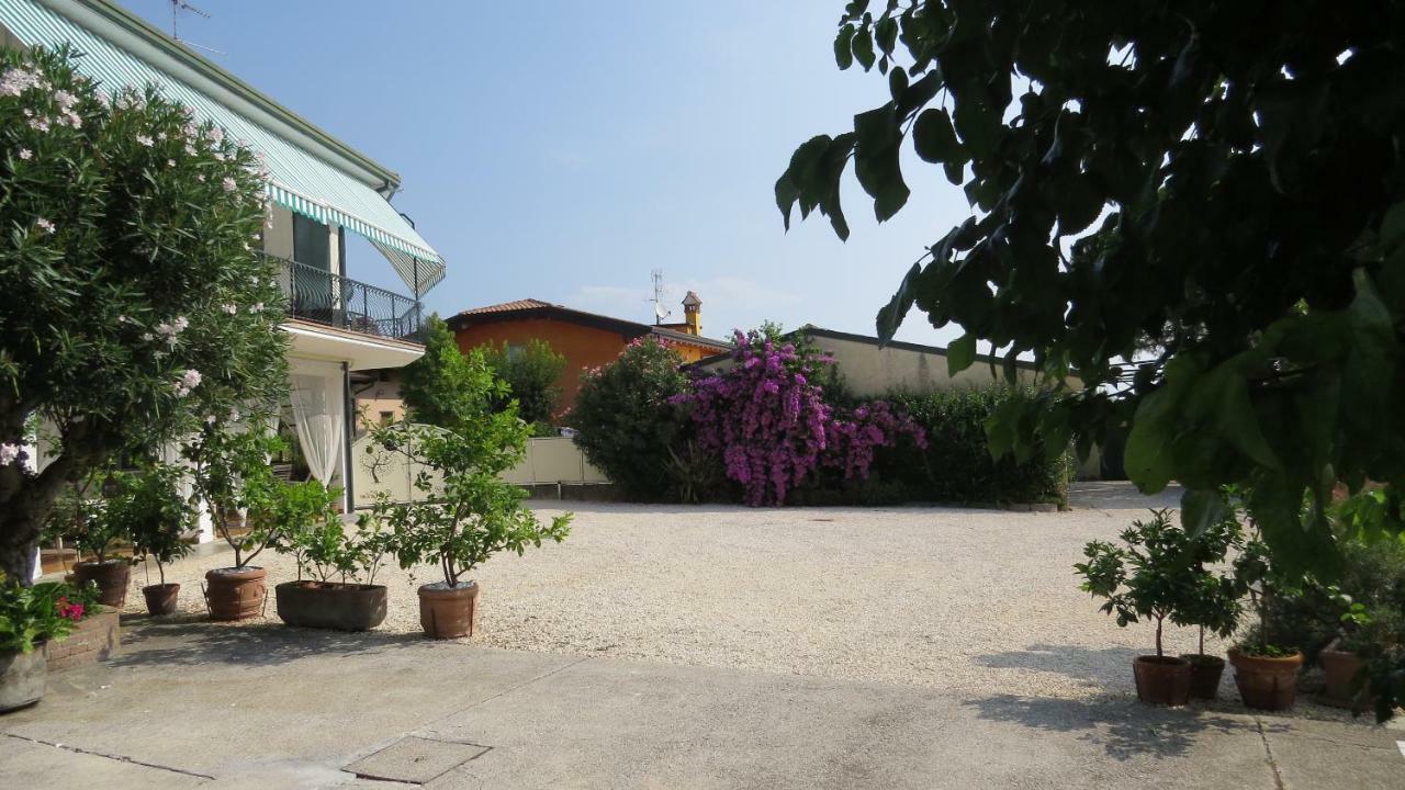 Il Gelso Di Barcuzzi Bed & Breakfast Lonato Exterior photo